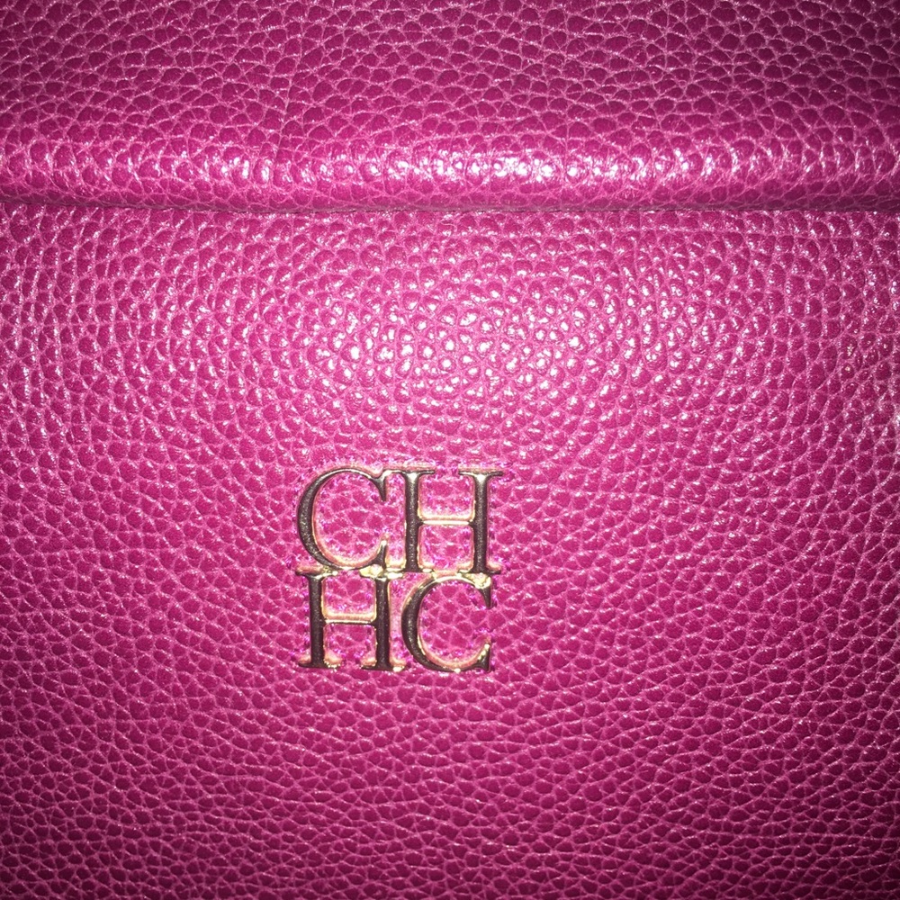 Authentic Carolina Herrera Used condition - Picture 5 of 8